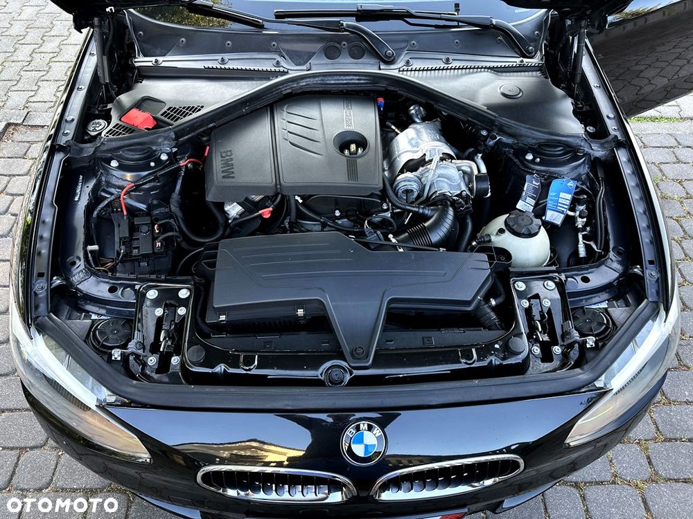 BMW Seria 1 118i Advantage - 21