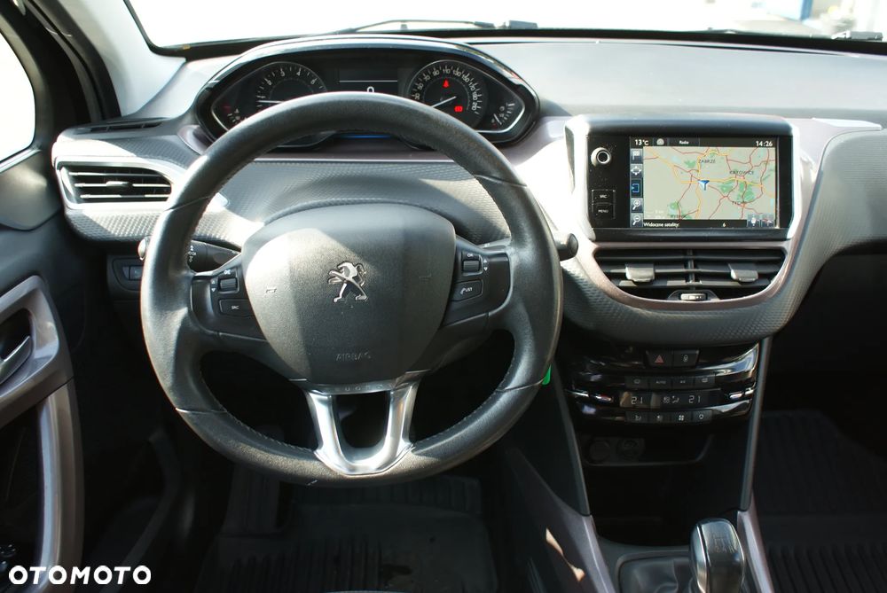 Peugeot 2008 1.6 VTi Style - 8