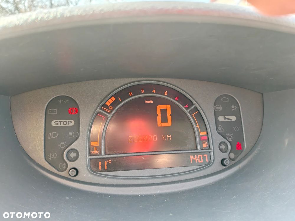 Renault Thalia 1.6 16V All Inclusive - 21