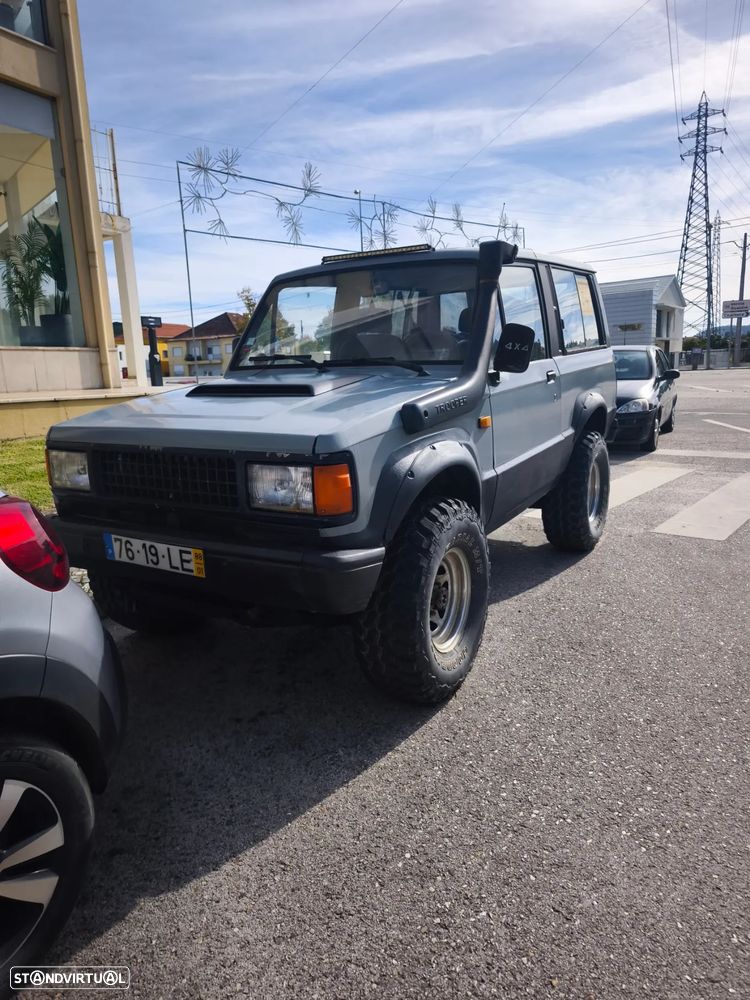 Isuzu Trooper - 1