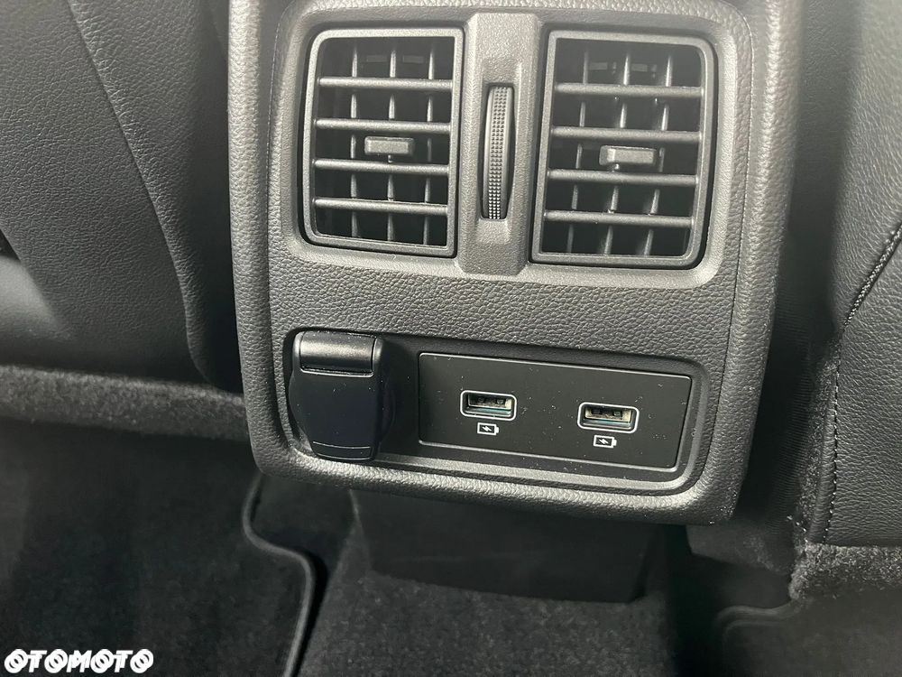 Renault Captur 1.6 E-TECH Plug-In Intens - 31