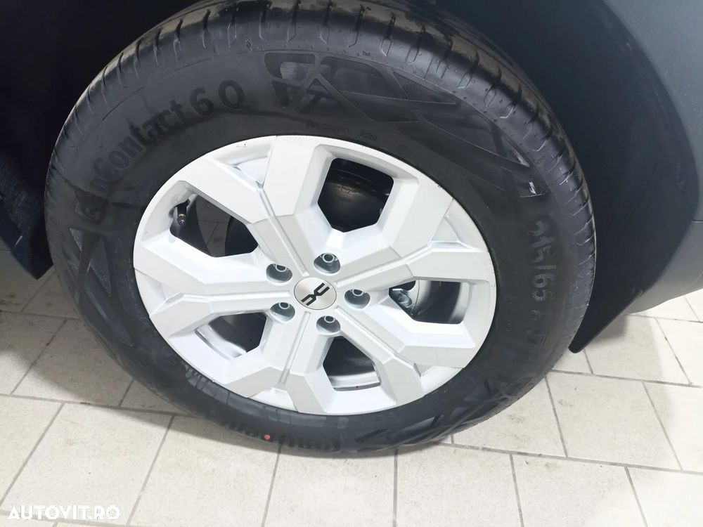 Dacia Duster MHEV 140 Expression - 13