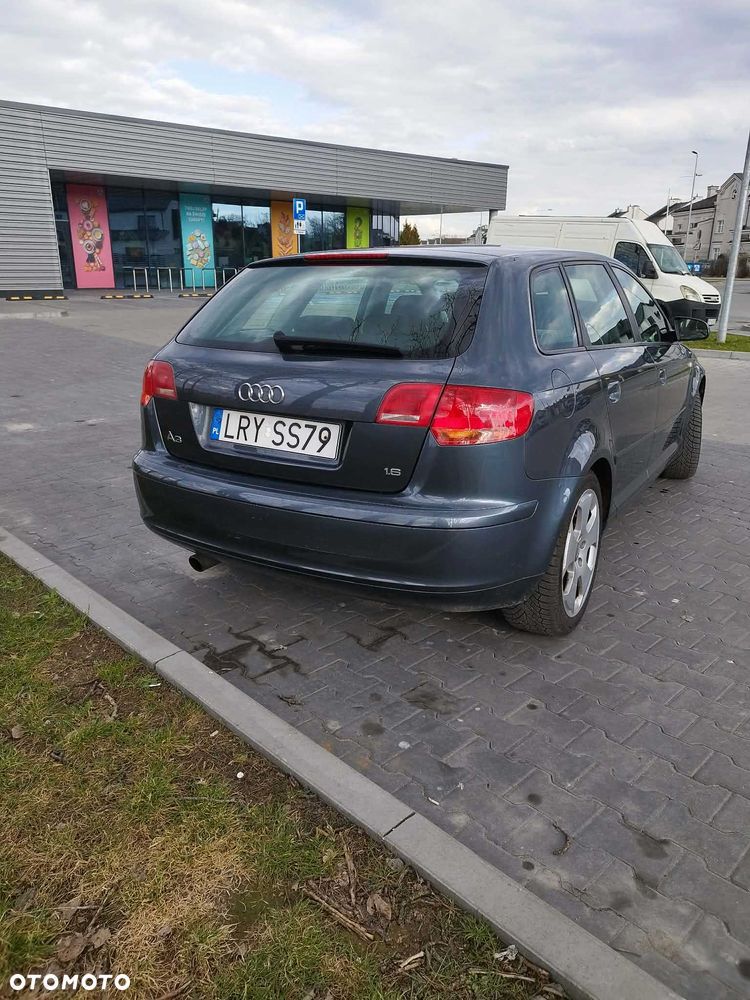 Audi A3 Sportback - 4