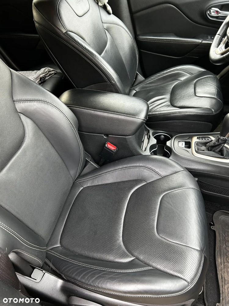 Jeep Cherokee 2.0 MJD Active Drive II Limited - 21