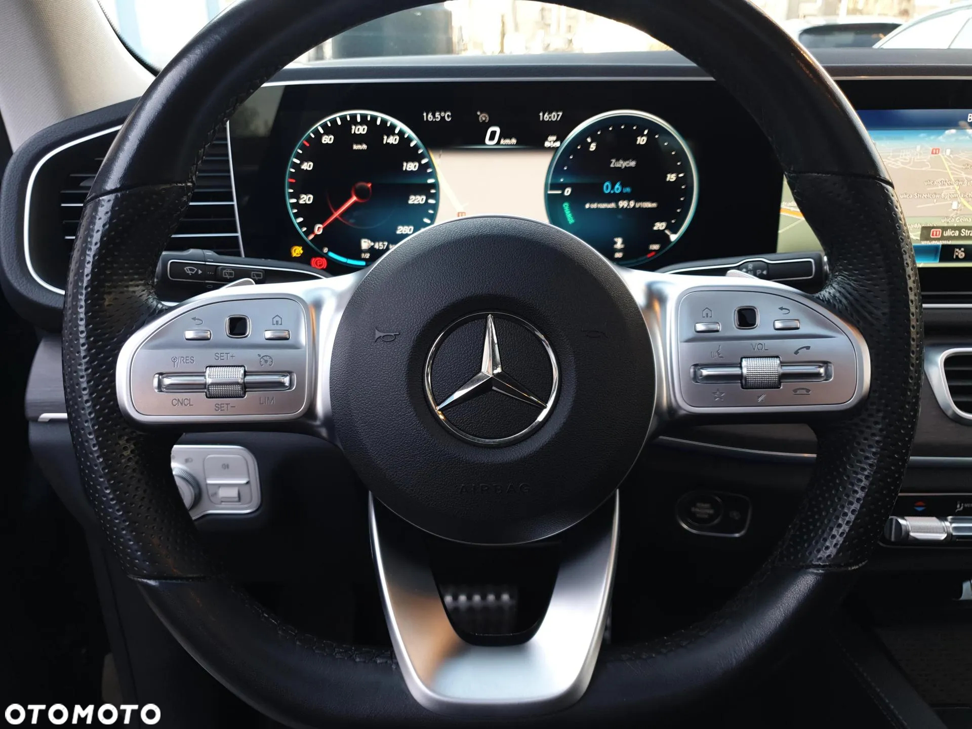 Mercedes-Benz GLE 300 d 4-Matic - 12