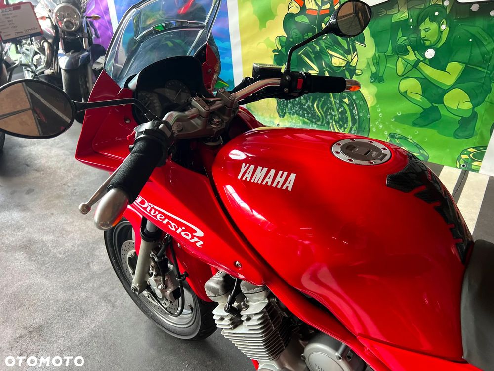 Yamaha XJ - 12