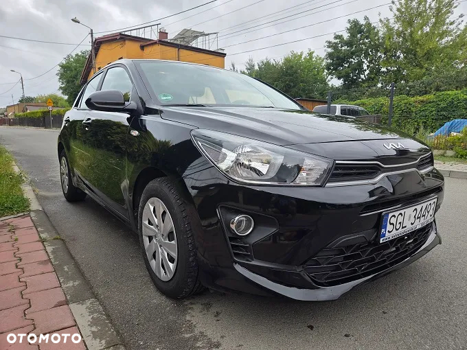 Kia Rio - 3