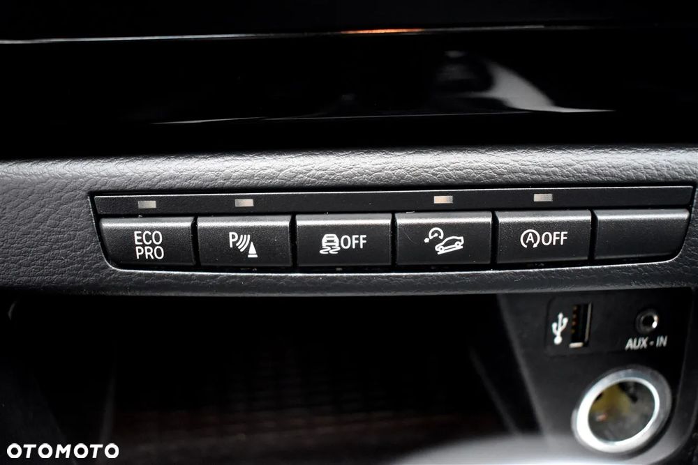 BMW X1 xDrive18d xLine - 31