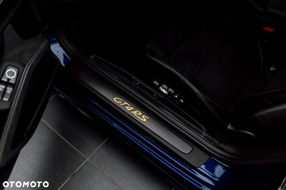 Porsche 718 Cayman - 21