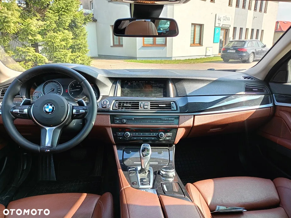 BMW Seria 5 530d Touring Sport-Aut - 16