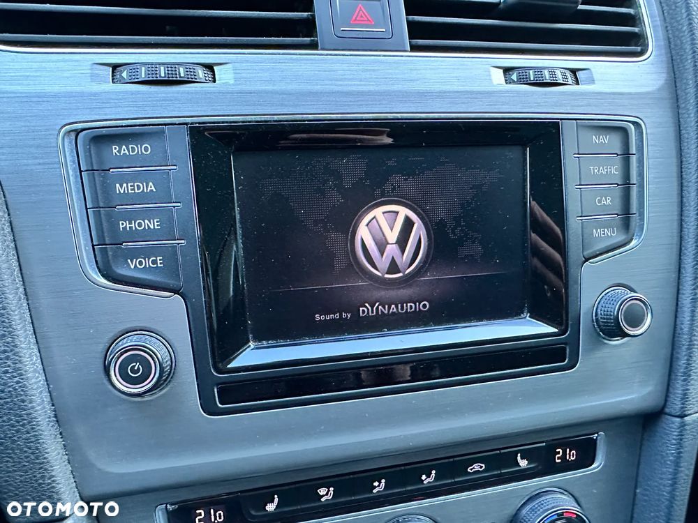 Volkswagen Golf 2.0 TDI (BlueMotion Technology) Comfortline - 28