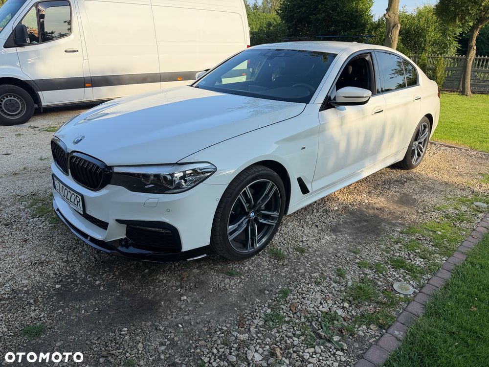 BMW Seria 5 520d xDrive - 4
