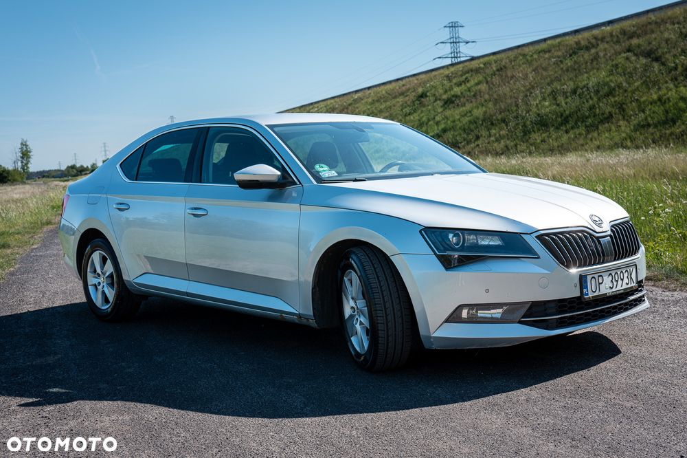 Skoda Superb 2.0 TDI Ambition DSG - 1