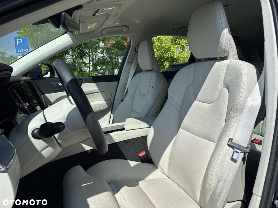 Volvo XC 60 - 18