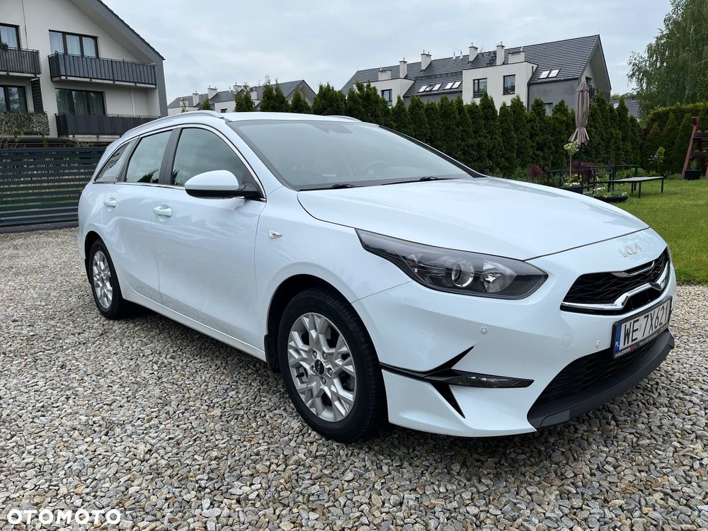 Kia Ceed 1.5 T-GDI M - 4