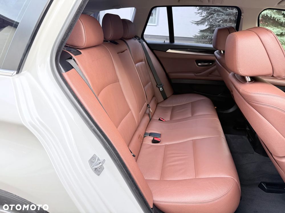 BMW Seria 5 520d - 8
