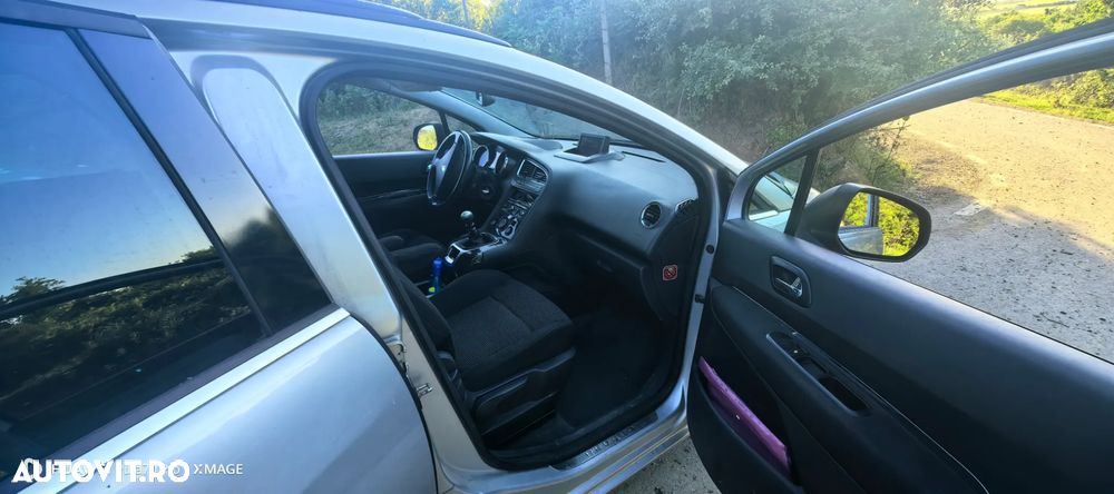 Peugeot 5008 HDI FAP 150 Active - 8