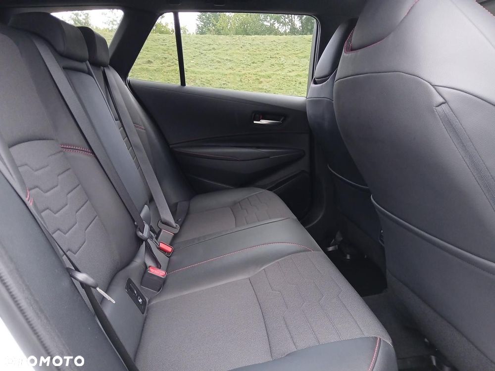 Toyota Corolla 1.8 Hybrid GPF Executive - 17