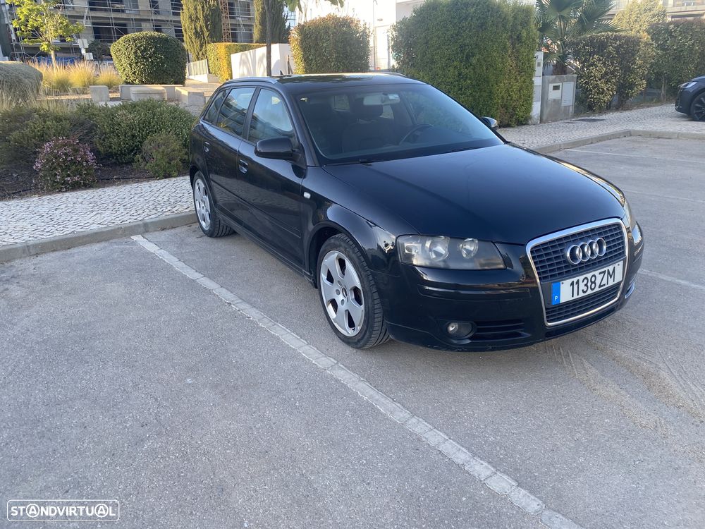 Audi A3 Sportback 2.0 TDi DSG - 2