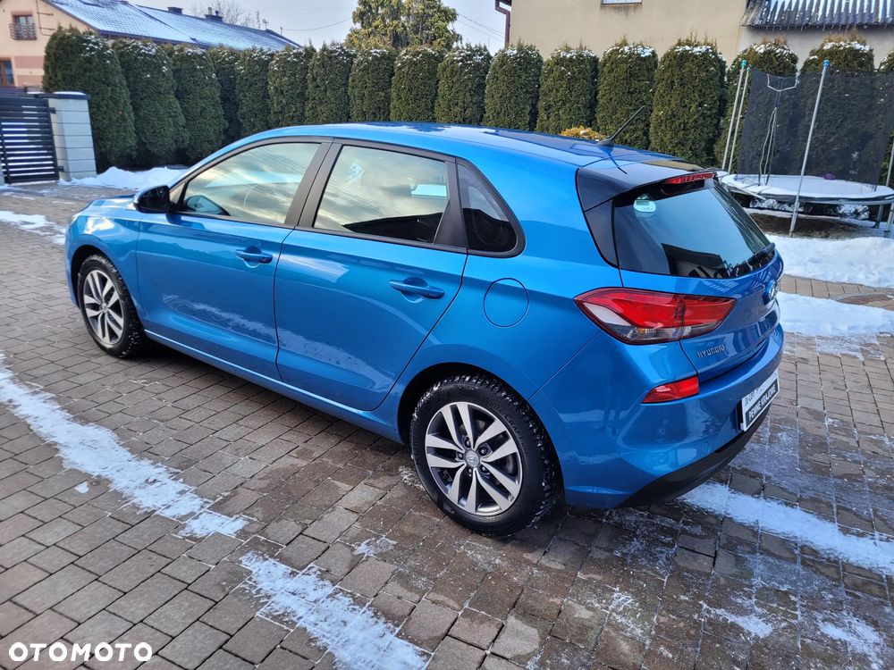 Hyundai i30 1.4 Premiere Comfort - 11