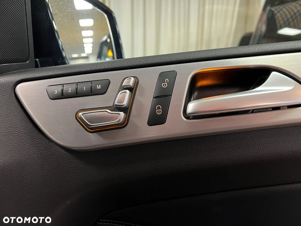 Mercedes-Benz GLS - 10