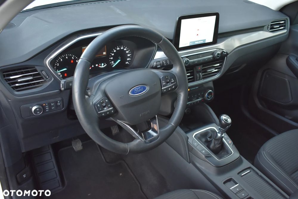 Ford Kuga 1.5 EcoBoost FWD Titanium - 6