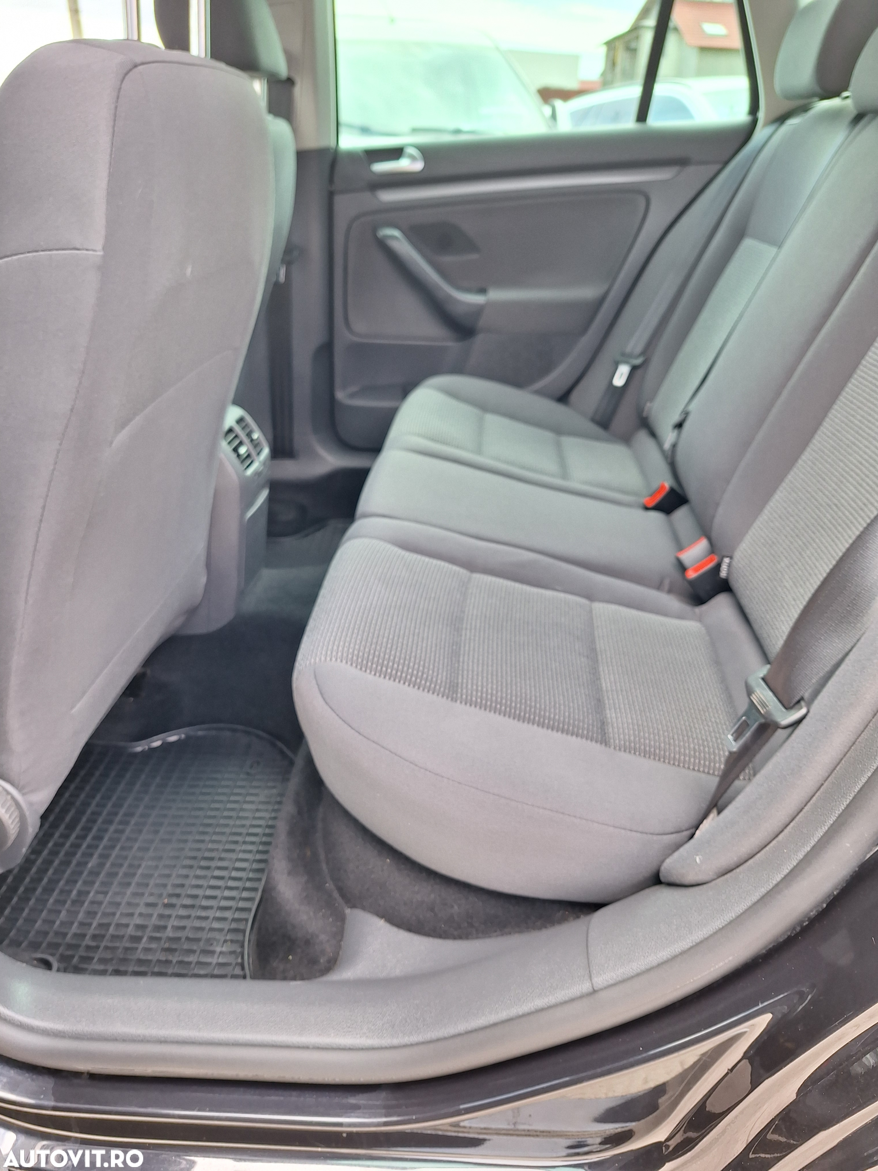 Volkswagen Golf 1.6 Highline - 12