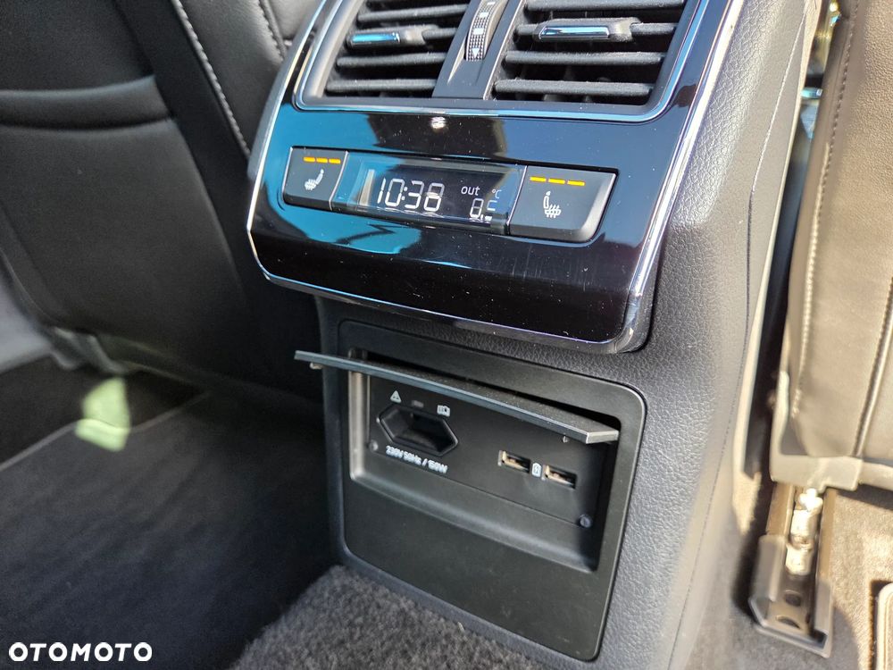 Skoda Superb 2.0 TSI 4x4 L&K DSG - 35