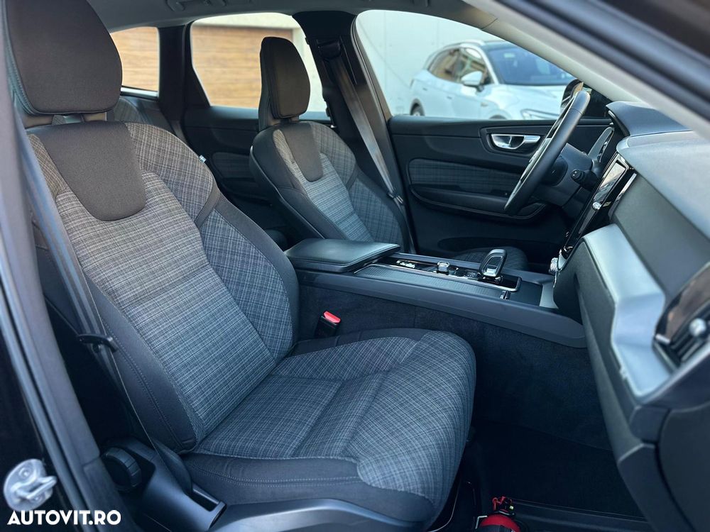 Volvo XC 60 B4 D Core - 25