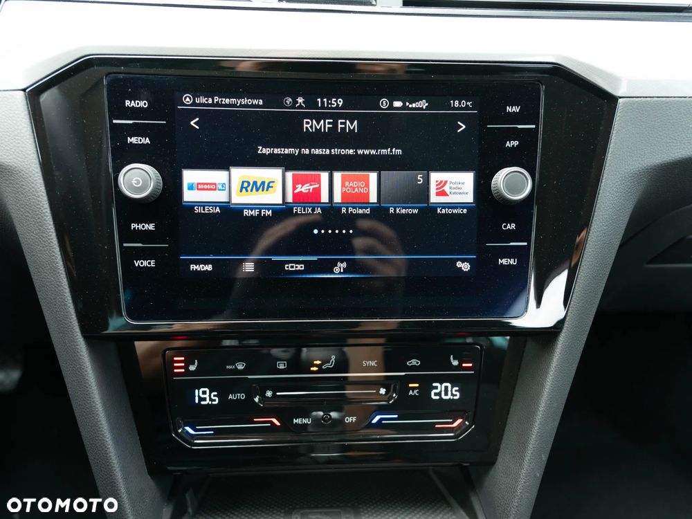 Volkswagen Passat Variant 1.5 TSI EVO Elegance - 27