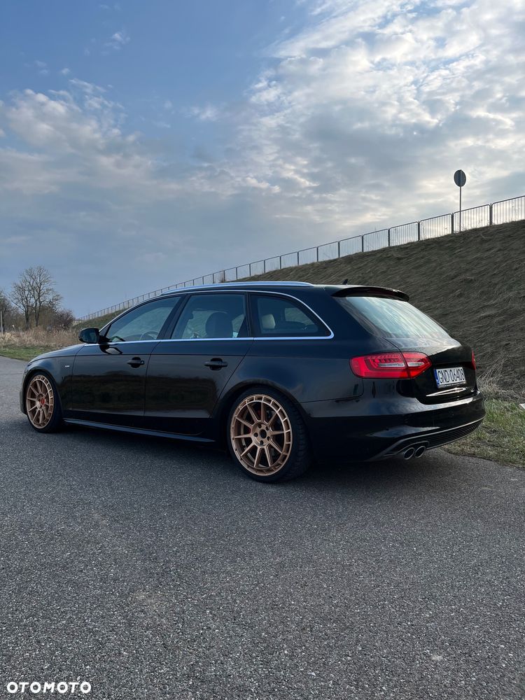 Audi A4 Avant 2.0 TDI DPF clean diesel Ambition - 3