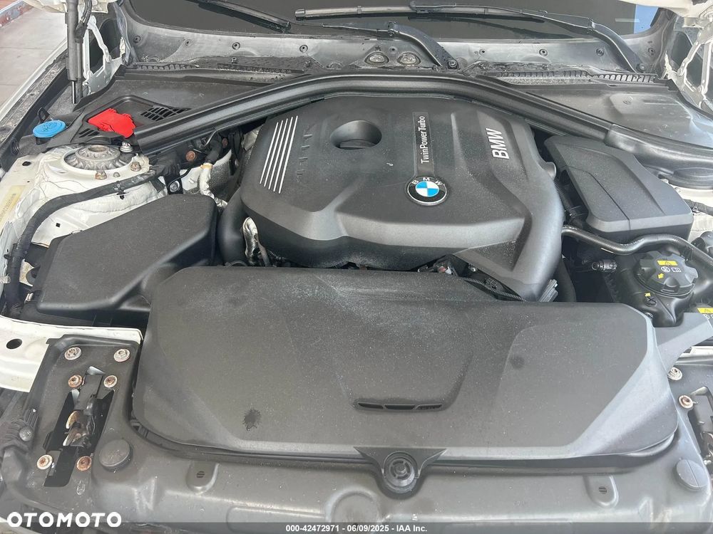 BMW Seria 3 330i - 8