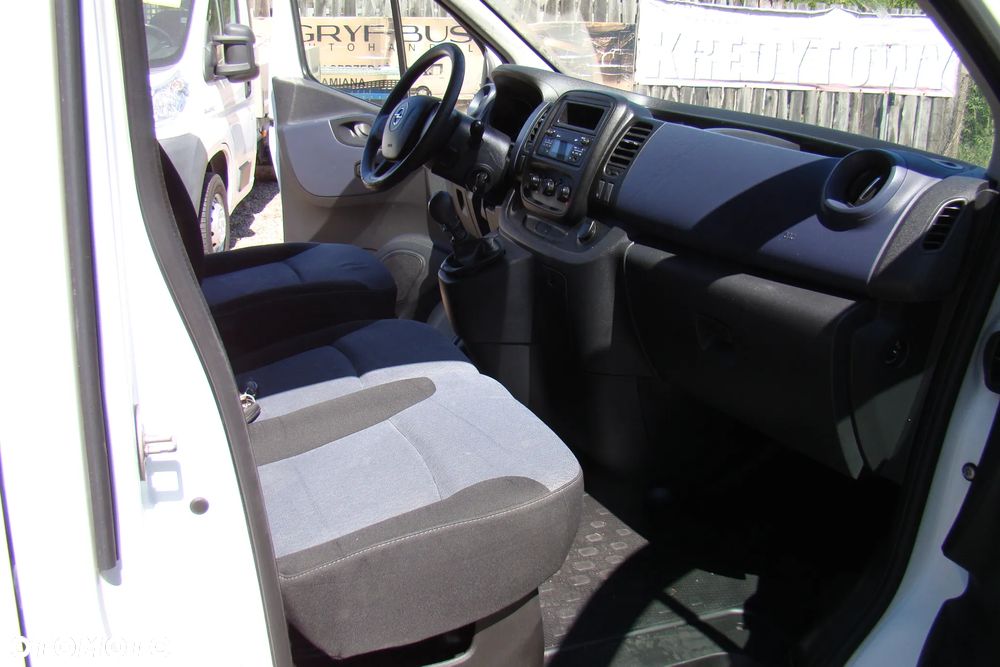 Opel Vivaro - 9