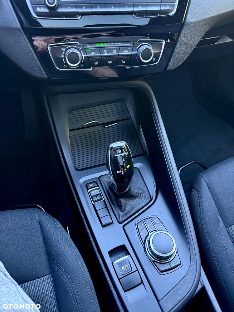 BMW X1 sDrive18d - 21