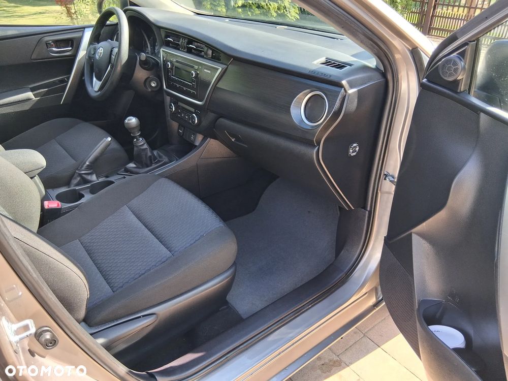 Toyota Auris 1.33 Dual-VVT-i Comfort - 12