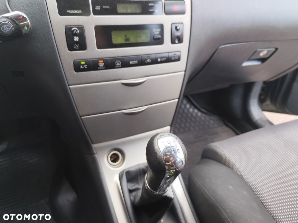 Toyota Corolla - 7