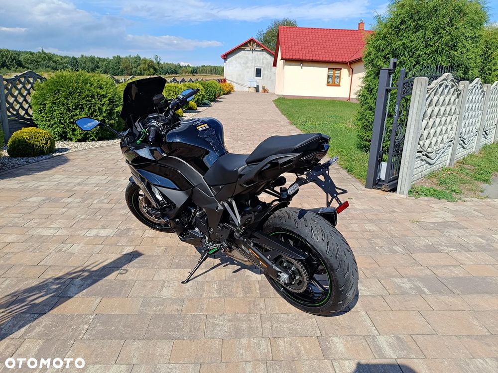 Kawasaki Ninja 1000 SX - 36