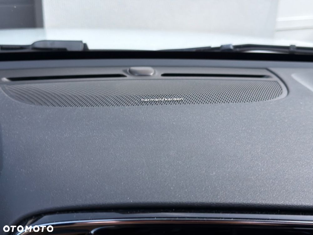Volvo XC 40 T3 Geartronic RDesign - 14