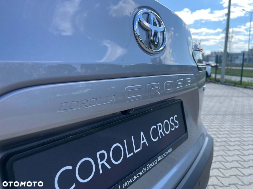 Toyota Corolla Cross 1.8 Hybrid Style - 13