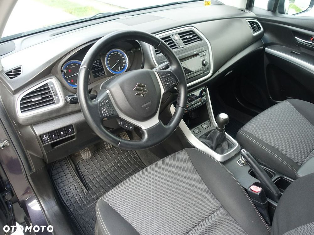 Suzuki SX4 S-Cross - 13