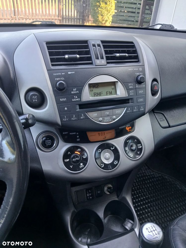 Toyota RAV4 2.2 D-4D Sol 180 - 20