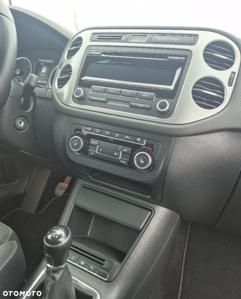 Volkswagen Tiguan - 16