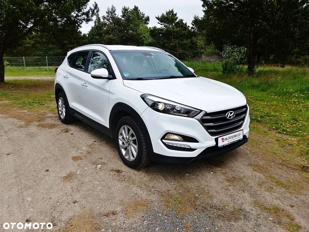 Hyundai Tucson 2.0 CRDi 4WD Automatik Advantage - 3