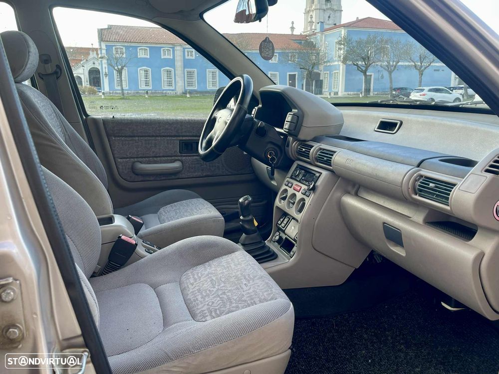 Land Rover Freelander 2.0 Td4 SE - 16