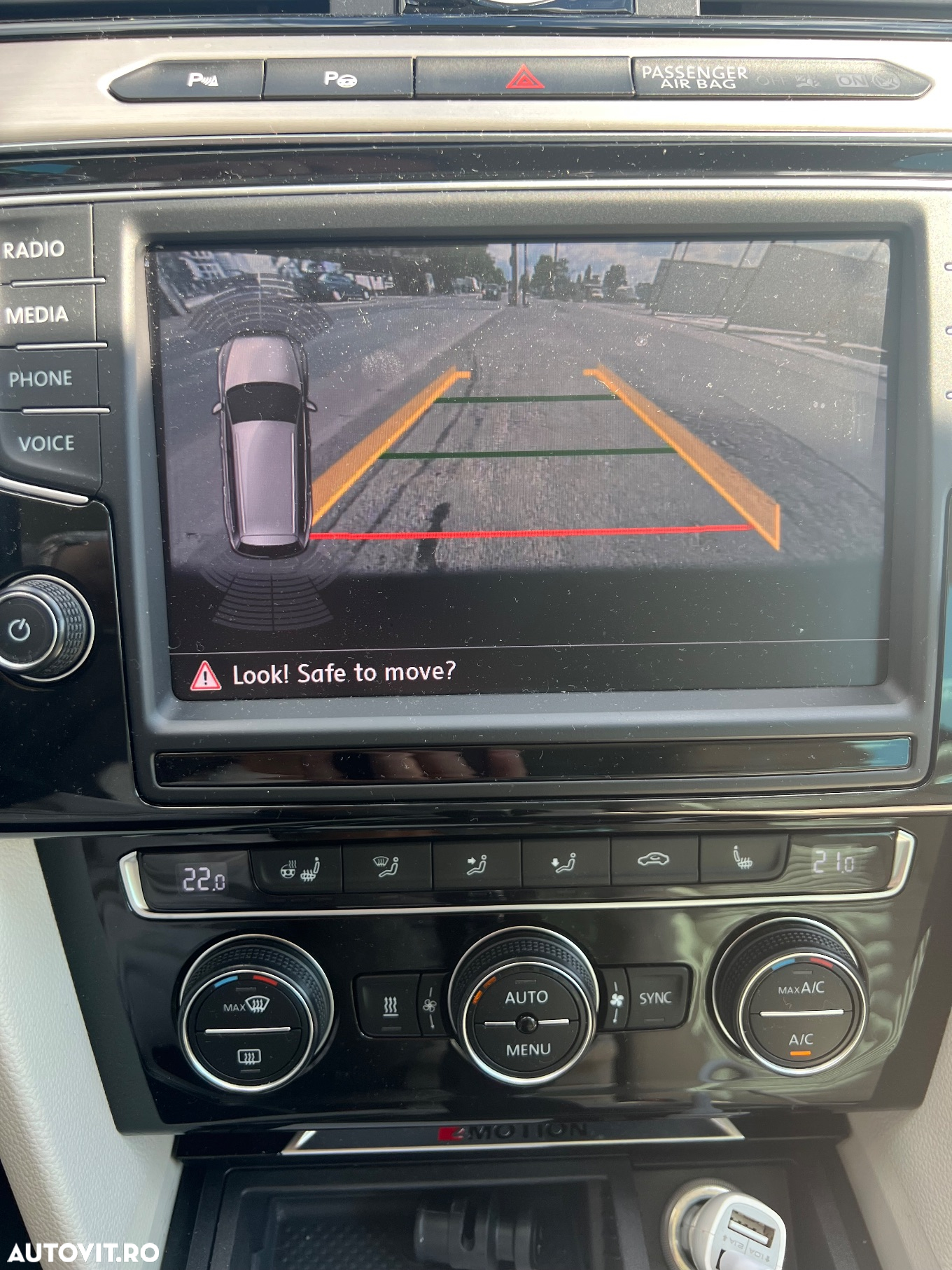 Volkswagen Passat Variant 2.0 BiTDI 4Mot DSG Highline - 15