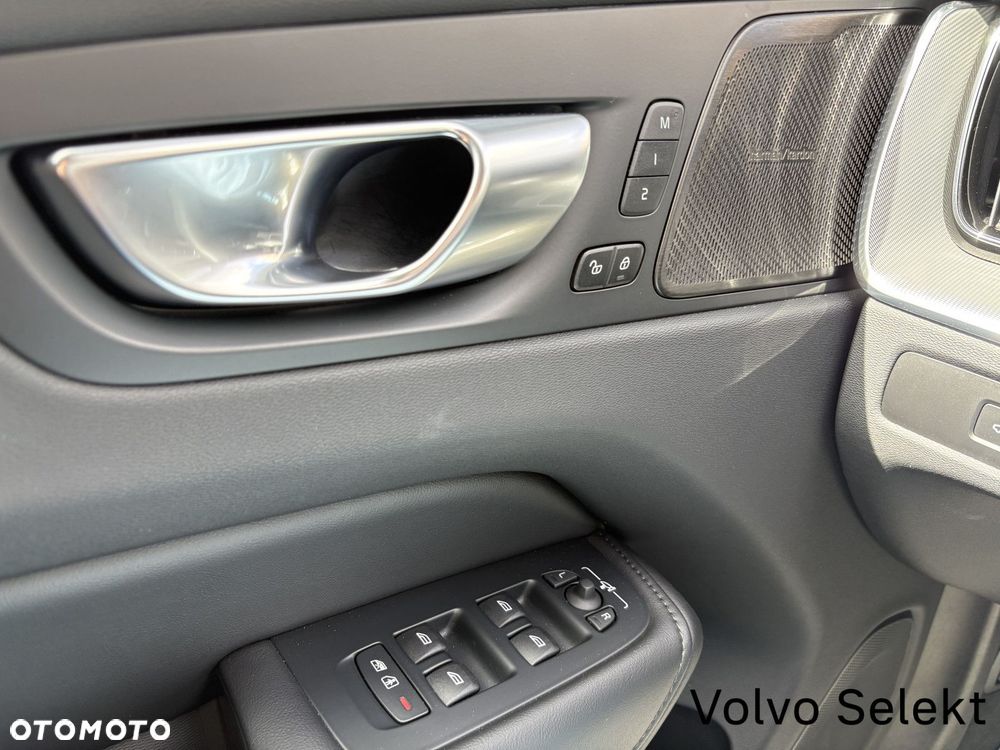 Volvo XC 60 - 17