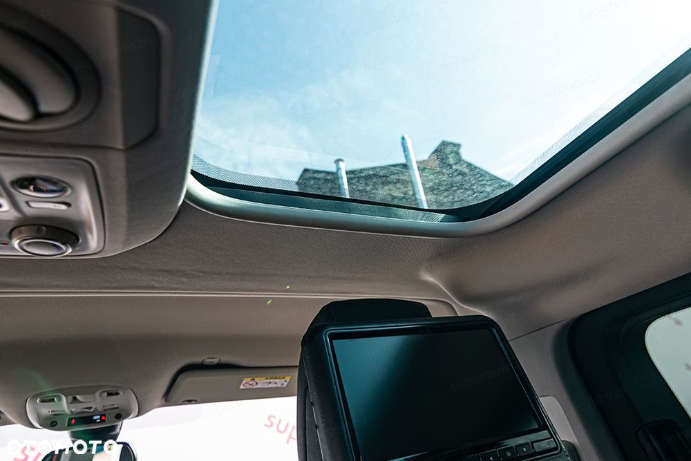 Peugeot Traveller - 39