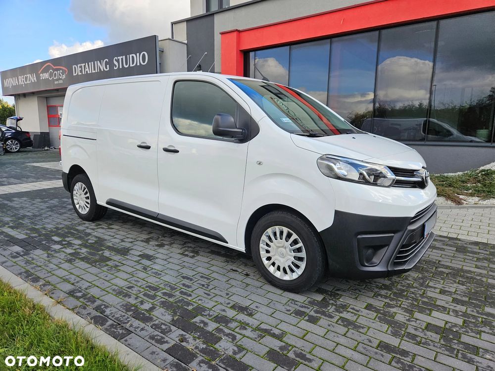 Toyota PROACE M 2.0 122KM