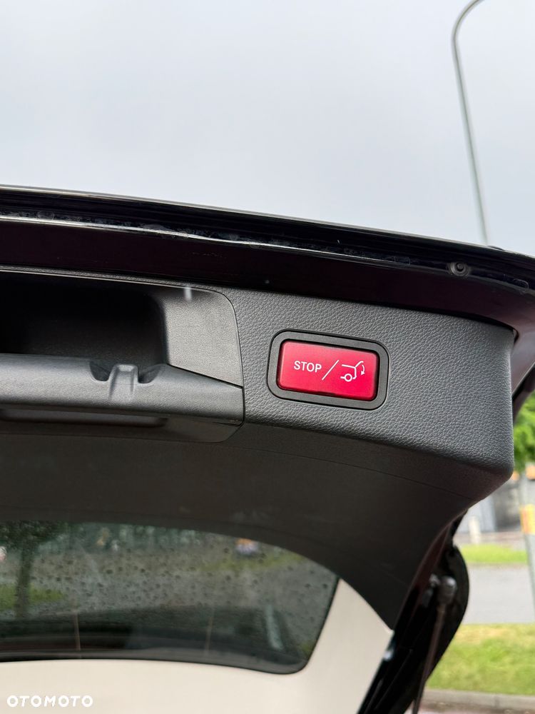 Mercedes-Benz Klasa C 220 d 9G-TRONIC - 21