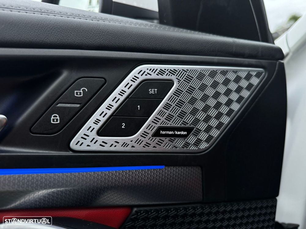 BMW X1 sDrive18d Pack Desportivo M - 19